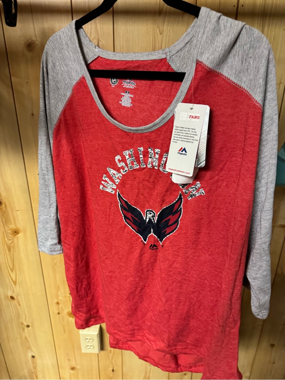 Kohl's Red and Gray Washington Capitals Raglan Tee